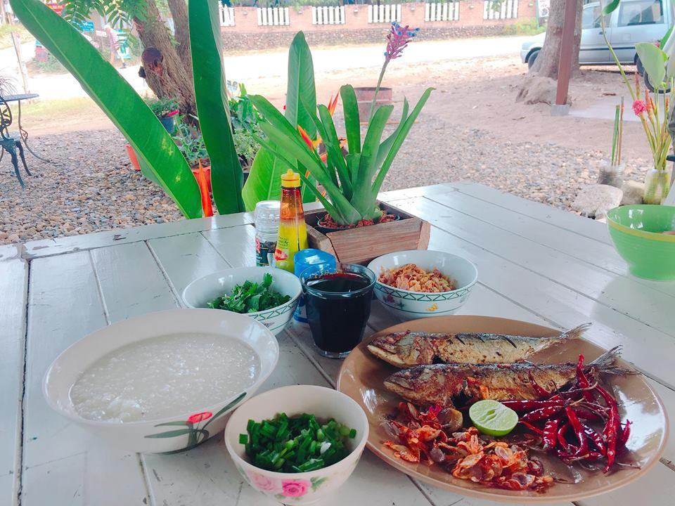 Slow Life Coffee Bar And Hostel Pai Exterior foto